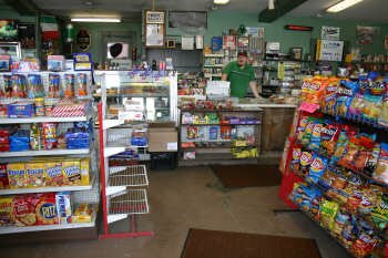 Dente's Market, Barre